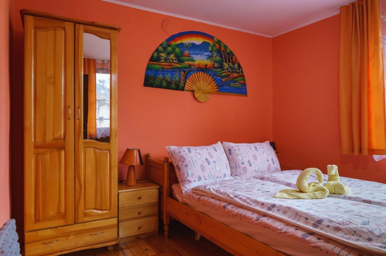 Фън Шуй Къща За Гости 88 Dobrinischte Exterior foto